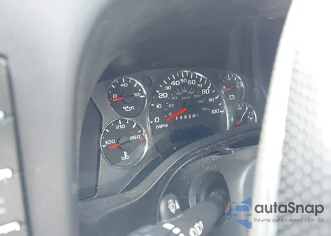 2011 Chevrolet Express 2500 Work Van z USA, uszkodzony, nr VIN 1GCWGFBA8B1137120